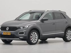 Midden grijs metallic Gebruikt 2018 VW T-Roc Sport SUV | € 22.540 (Eerlijke prijs)