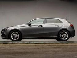 Grijs Gebruikt 2019 Mercedes A200 Business Hatchback | € 15.745 (Super prijs)