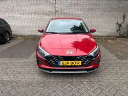 Rood Gebruikt 2024 Hyundai i20 Premium Hatchback | € 26.500 (Duur)