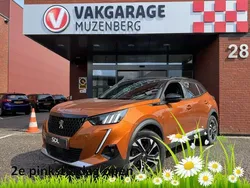 Oranje Gebruikt 2021 Peugeot 2008 Premium SUV | € 19.945 (Eerlijke prijs)