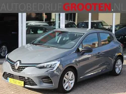 Grijs Gebruikt 2021 Renault Clio V Zen Hatchback | € 12.999 (Eerlijke prijs)