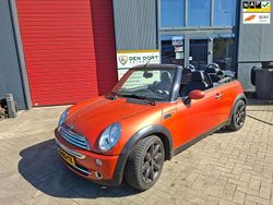 Rood (metallic) Gebruikt 2005 Mini Cooper Cabriolet Chili Cabriolet | € 6.950 (Duur)