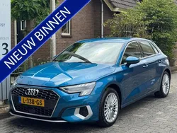 Blauw, metallic lak Gebruikt 2021 Audi A3 Sportback Business Hatchback | € 23.995 (Goede deal)