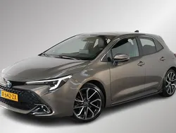 Gebruikt 2024 Toyota Corolla Hybrid Executive | € 37.995