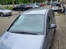 Grijs Gebruikt 2007 Opel Meriva Essentia MPV | € 2.000 (Eerlijke prijs)