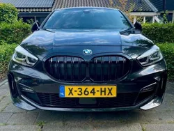 Zwart Gebruikt 2021 BMW 120 Hatchback | € 29.995 (Iets duurder)
