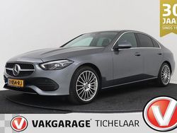 Grijs Gebruikt 2022 Mercedes C180 Luxury Sedan | € 36.399 (Eerlijke prijs)