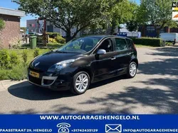 Zwart Gebruikt 2011 Renault Scénic III MPV | € 3.995 (Iets duurder)