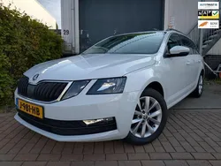 Wit Gebruikt 2020 Skoda Octavia Business Line Stationwagen | € 10.450 (Goede deal)