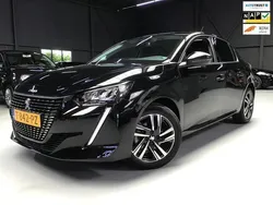 Zwart Gebruikt 2023 Peugeot 208 Allure Hatchback | € 16.999 (Super prijs)