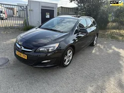 Zwart Gebruikt 2013 Opel Astra Stationwagen | € 4.499 (Eerlijke prijs)