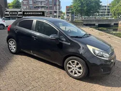 Zwart Gebruikt 2013 Kia Rio Start Hatchback | € 2.750