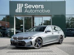 Grijs Gebruikt 2024 BMW 330 M Sport Stationwagen | € 47.788 (Eerlijke prijs)