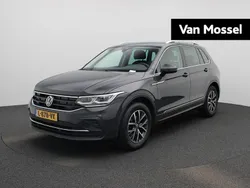 Grijs Gebruikt 2021 VW Tiguan Business SUV | € 23.900 (Eerlijke prijs)