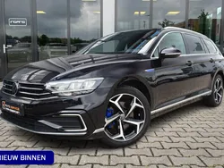 Zwart Gebruikt 2021 VW Passat Business Stationwagen | € 22.900 (Goede deal)