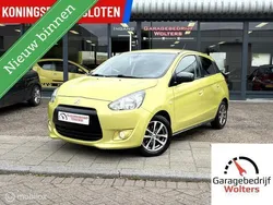 Groen Gebruikt 2015 Mitsubishi Space Star Instyle Hatchback | € 6.450 (Iets duurder)