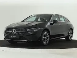 Donker 191 kosmoszwart metaalkleur metallic Gebruikt 2024 Mercedes 250 Luxury Stationwagen | € 42.995 (Duur)