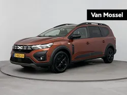Bruin Gebruikt 2023 Dacia Jogger Extreme MPV | € 20.940 (Eerlijke prijs)