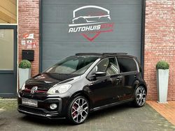 Zwart Gebruikt 2018 VW up! Beats Hatchback | € 16.950 (Iets duurder)