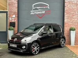 Zwart Gebruikt 2018 VW up! Beats Hatchback | € 16.950 (Iets duurder)