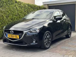 Zwart Gebruikt 2015 Mazda 2 Hatchback | € 12.900 (Eerlijke prijs)