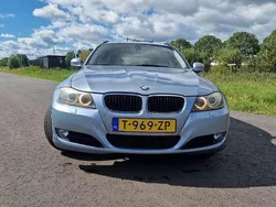 Blauw Gebruikt 2010 BMW 318 Stationwagen | € 6.999 (Duur)
