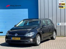 Zwart, metallic lak Gebruikt 2019 VW Golf VII Comfortline Hatchback | € 13.000 (Goede deal)