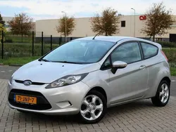 Grijs Gebruikt 2009 Ford Fiesta Style Hatchback | € 4.950 (Eerlijke prijs)