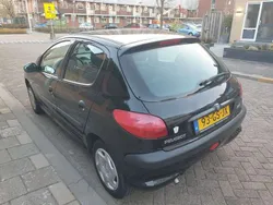 Gebruikt 2001 Peugeot 206 Sedan | € 700 (Goede deal)