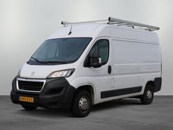 Wit Gebruikt 2022 Peugeot Boxer Premium Van | € 19.899 (Goede deal)