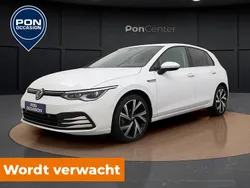 Wit Gebruikt 2020 VW Golf VII Style Hatchback | € 21.950 (Eerlijke prijs)