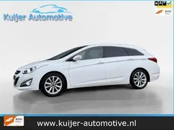 Wit, metallic lak Gebruikt 2012 Hyundai i40 Edition Stationwagen | € 10.945 (Duur)