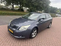 Blauw Gebruikt 2009 Toyota Avensis Comfort MPV | € 2.650 (Super prijs)
