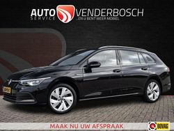 Zwart Gebruikt 2020 VW Golf VIII Style Stationwagen | € 20.885 (Eerlijke prijs)