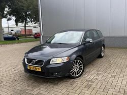 Grijs Gebruikt 2010 Volvo V50 Stationwagen | € 1.750 (Goede deal)