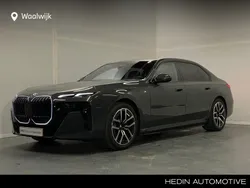 Grijs, metallic lak Gebruikt 2024 BMW i7 Comfort Edition Sedan | € 92.880