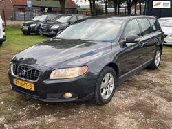 Grijs Gebruikt 2009 Volvo V70 Stationwagen | € 1.899 (Super prijs)
