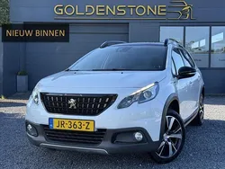 Wit Gebruikt 2016 Peugeot 2008 GT-line SUV | € 9.849 (Eerlijke prijs)