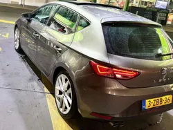 Grijs Gebruikt 2015 Seat Leon FR Sedan | € 9.500 (Goede deal)