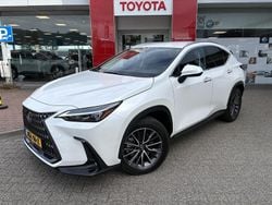 Wit Gebruikt 2025 Lexus NX450h+ Luxury Line SUV | € 55.900 (Eerlijke prijs)