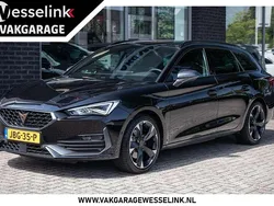 Zwart, metallic lak Gebruikt 2024 Cupra Leon VZ Stationwagen | € 32.900 (Eerlijke prijs)
