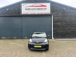 Zwart Gebruikt 2012 Toyota Aygo Comfort Hatchback | € 2.450 (Eerlijke prijs)