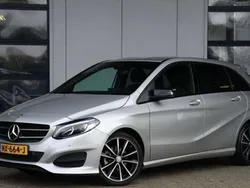 Zilver Gebruikt 2017 Mercedes B180 Edition MPV | € 15.500 (Super prijs)
