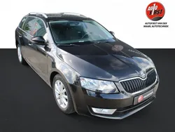 Zwart Gebruikt 2014 Skoda Octavia Stationwagen | € 10.200 (Eerlijke prijs)
