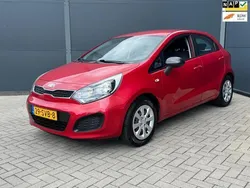 Rood Gebruikt 2012 Kia Rio Comfort Hatchback | € 5.950 (Eerlijke prijs)
