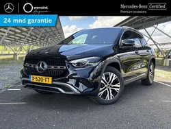 Zwart, metallic lak Gebruikt 2024 Mercedes GLA250 Luxury SUV | € 46.350 (Eerlijke prijs)