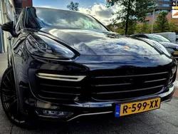 Zwart, metallic lak Gebruikt 2014 Porsche Cayenne Turbo SUV | € 39.995