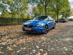 Gebruikt 2019 Volvo V40 R-Design | € 20.999 (Eerlijke prijs)