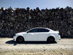 Wit Gebruikt 2016 Skoda Octavia RS Sedan | € 23.500