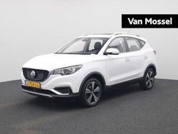 Wit Gebruikt 2020 MG ZS Luxury Sedan | € 12.444 (Goede deal)